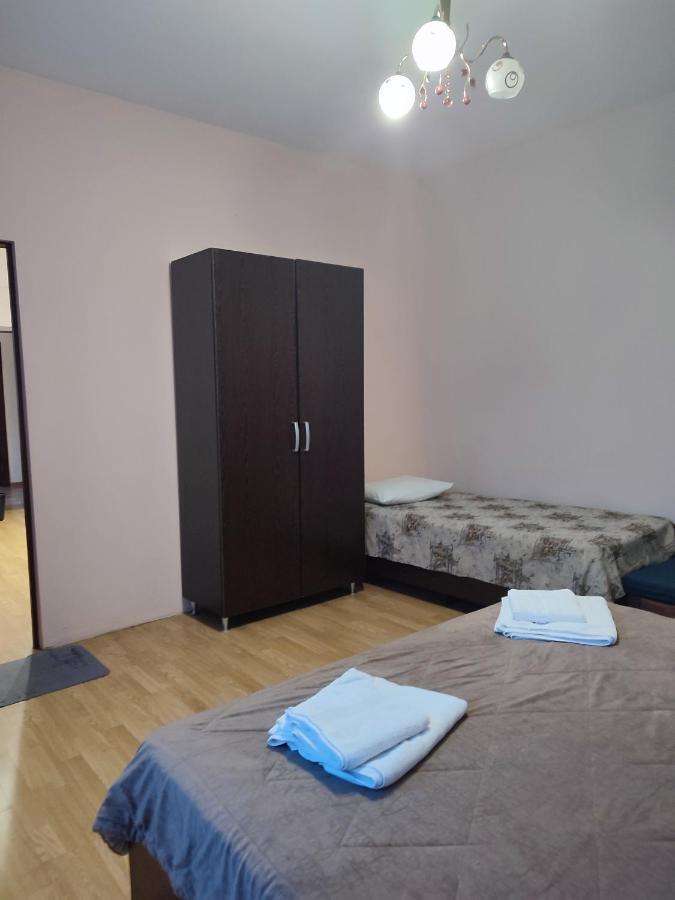 Guest House Zvanba Gagra Eksteriør billede
