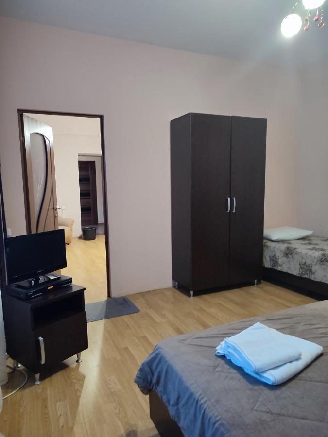 Guest House Zvanba Gagra Eksteriør billede